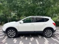Used Nissan Qashqai Tekna 2010 White SUV