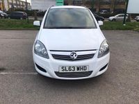 Used Vauxhall Zafira 115 HP (84 kW) 2013 White MPV