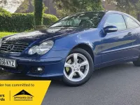Used Mercedes C180 SE 143 HP (105 kW) 2006 Blue Coupe
