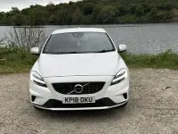 Gebraucht Volvo V40 R-Design Pro 150 PS (110 kW) 2018 Weiß Kleinwagen