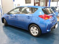 used Toyota Auris Hybrid 