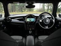 Used Mini Cooper SE Hatch 135 kW (184 HP) 2021 Red Hatchback