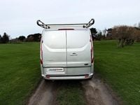 Begagnad Ford Transit Custom Limited 130 HK (95 kW) 2020 Silver Van