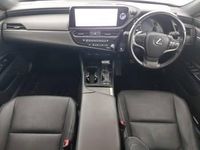 Used Lexus ES300H 218 HP (160 kW) 2022 Red Sedan