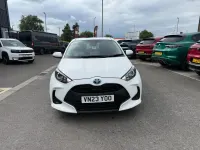 Used Toyota Yaris 114 HP (83 kW) 2023 White Hatchback
