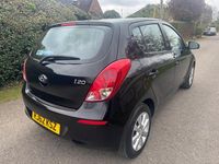 Used Hyundai i20 Active 101 HP (74 kW) 2012 Diamond Hatchback