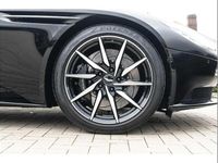Usado Aston Martin DB11 502 CV (369 kW) 2018 Negro Coupe