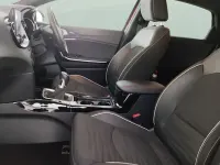 Begagnad Kia Ceed GT-Line 160 HK (117 kW) 2023 Röd Halvkombi