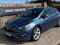 Used Vauxhall Astra SRi 105 HP (77 kW) 2017 Blue Hatchback