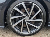 Used VW Golf VII R 310 HP (228 kW) 2017 Black Hatchback