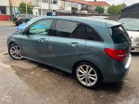 Used Mercedes B180 2013 Blue Hatchback