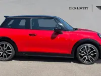 Used Mini Cooper S Hatch 201 HP (147 kW) 2024 Red Hatchback