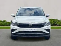 Używany VW Tiguan Active 130 KM (95 kW) 2022 Biały SUV