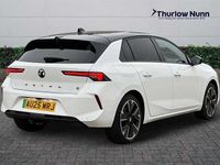 Used Vauxhall Astra Ultimate 114 kW (156 HP) 2025 White Hatchback