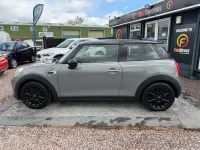 Usado Mini Cooper Hatch 136 HP (100 kW) 2016 Cinzento Citadino