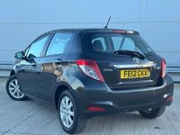 Used Toyota Yaris 101 HP (74 kW) 2012 Black Hatchback