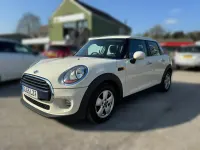 Used Mini Cooper D Hatch 2015 White Hatchback