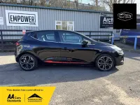 Used Renault Clio Dynamique 90 HP (66 kW) 2017 Black Hatchback