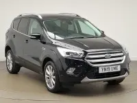 Usado Ford Kuga Titanium 120 HP (88 kW) 2019 Preto SUV