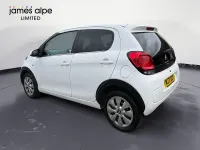 Begagnad Citroën C1 2021 Vit Halvkombi