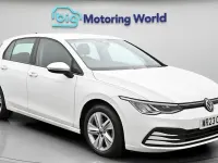 Used VW Golf VIII Life 150 HP (110 kW) 2023 White Hatchback