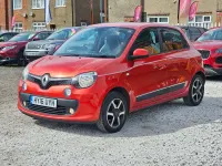Usado Renault Twingo Dynamique 70 HP (51 kW) 2016 Vermelho Citadino