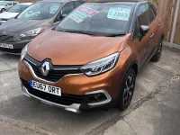 Used Renault Captur Dynamique 90 HP (66 kW) 2017 Orange SUV