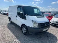 Usado Ford Transit 85 HP (62 kW) 2012 Branco Van