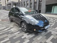 Used Nissan Leaf Tekna 80 kW (109 HP) 2015 Black Hatchback
