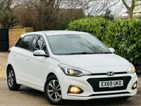 Used Hyundai i20 Edition 84 HP (61 kW) 2019 White Hatchback