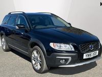Usado Volvo XC70 SE Lux 215 HP (158 kW) 2016 Preto Carrinha