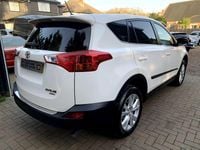 Used Toyota RAV4 Multidrive S 151 HP (111 kW) 2015 White SUV