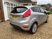 Used Ford Fiesta Titanium 94 HP (69 kW) 2012 Silver Hatchback