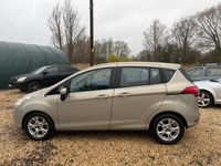 Begagnad Ford B-MAX Zetec 2012 Silver Minibuss