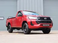 Used Toyota HiLux Active 150 HP (110 kW) 2023 Red Pickup