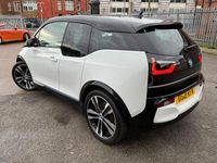 Begagnad BMW i3 Comfort Edition 135 kW (184 HK) 2021 Vit Halvkombi