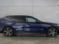 Used BMW 520 M Sport 205 HP (150 kW) 2025 Blue Estate