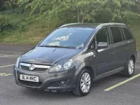 Usado Vauxhall Zafira Excite 2014 Gris Monovolumen