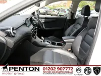 Used MG HS SE 258 HP (189 kW) 2023 White SUV