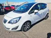 Second-hand Vauxhall Meriva Active 2013 Alb Monovolum