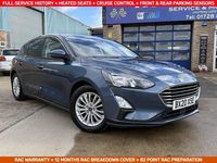 Begagnad Ford Focus Titanium 125 HK (91 kW) 2020 Blå Halvkombi