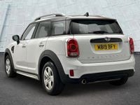 Used Mini Cooper Countryman Classic 134 HP (98 kW) 2019 White SUV