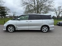 Begagnad Toyota Estima 170 HK (125 kW) 2013 Silver
