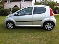 Used Peugeot 107 68 HP (50 kW) 2010 Silver gallium grey metallic Hatchback