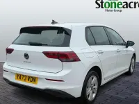 Used VW Golf VIII Life 131 HP (96 kW) 2024 White Hatchback