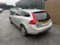Used Volvo V60 SE 115 HP (84 kW) 2012 Silver Estate