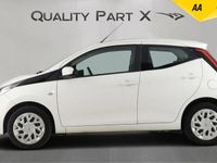 Used Toyota Aygo X-play 72 HP (52 kW) 2021 White Hatchback