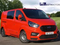 Used Ford Transit Custom Limited 185 HP (136 kW) 2020 Red Van