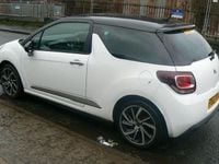 Used DS Automobiles DS3 Connected Chic 82 HP (60 kW) 2018 White Hatchback