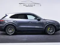 Used Porsche Cayenne 462 HP (339 kW) 2021 Grey SUV